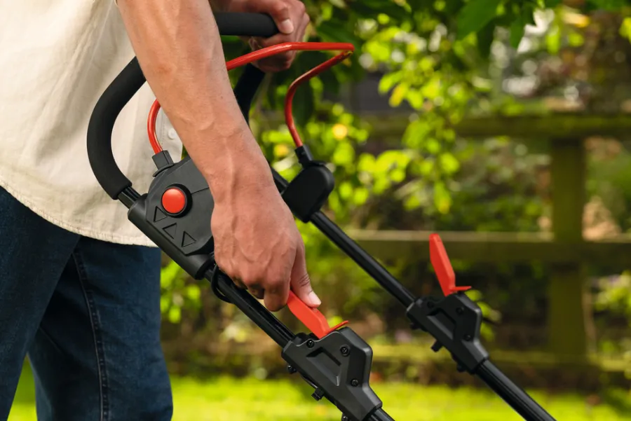 Bosch Plæneklippere|Rotak 18V-43 akku plæneklipper