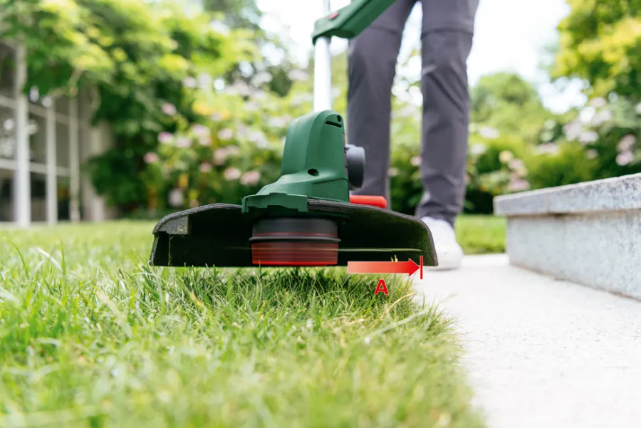 Bosch Buskryddere & Græstrimmere|UniversalGrassCut 18V-260 græstrimmer 2,0 Ah