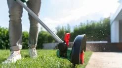 Bosch Buskryddere & Græstrimmere|UniversalGrassCut 18V-26 græstrimmer