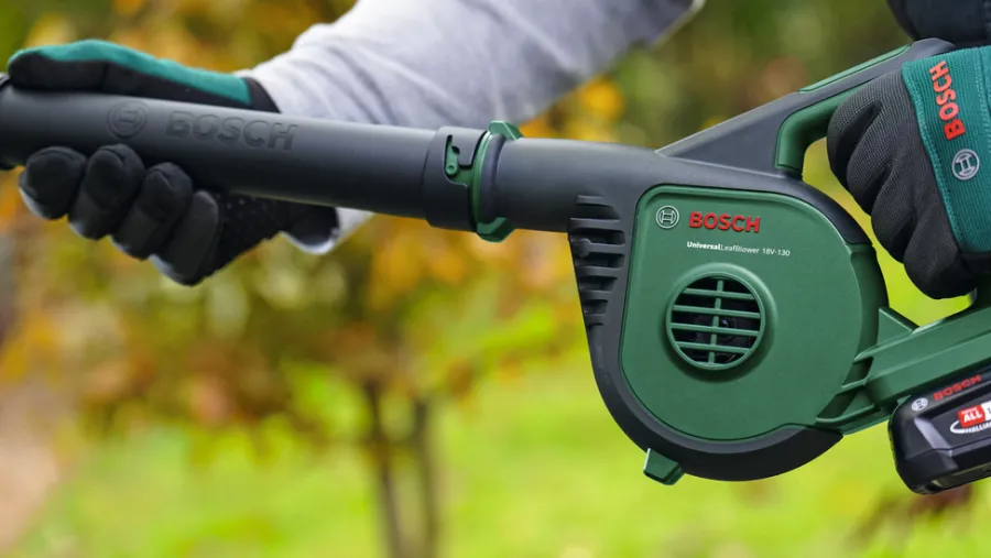 Bosch Løvsugere|UniversalLeafBlower 18V-130 løvblæser 2,5 Ah