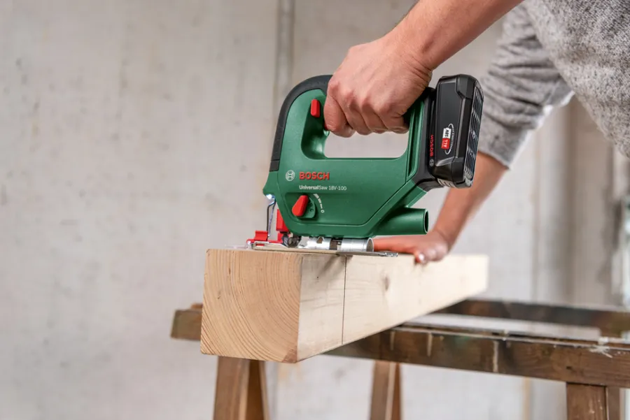 Bosch Savemaskiner|UniversalSaw 18V-100 akku stiksav