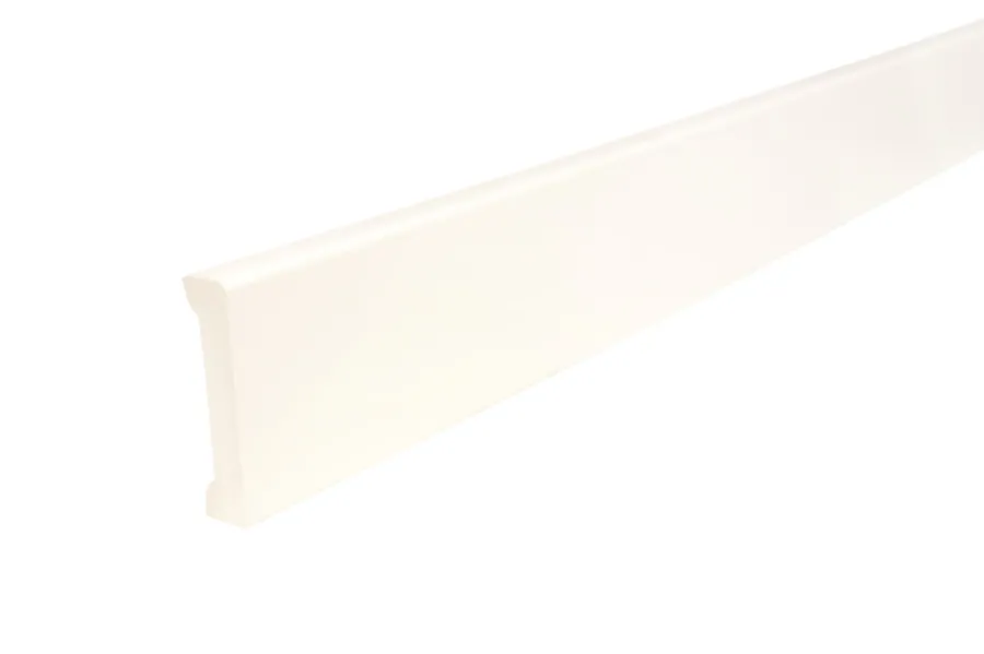 Hornbaek Lister|Fodliste glat plast hvid - 14 x 65 x 3000 mm
