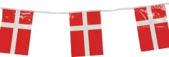 Pynt & Festudstyr|Guirlande m/12 stk. firkantet flag plastik