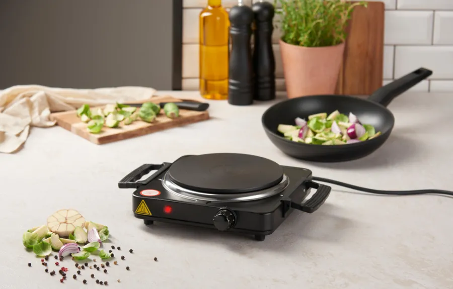 DAY Køkkenudstyr|Kogeplade Ø18 cm 1500 W -