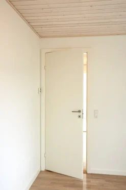 Torso Døre & Karme|Optimal fix-it hvidmalet celledør 62,5 x 204 cm