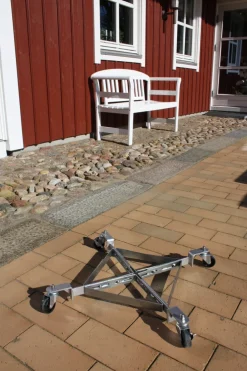 Garden® Sæsonafslutning|Parasoller & Markiser|Rullevogn til parasolfod og krukker -