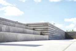 Betongruppen RBR Havefliser & Belægningssten|Trappetrin sten grå 60 x 35 x 15 cm